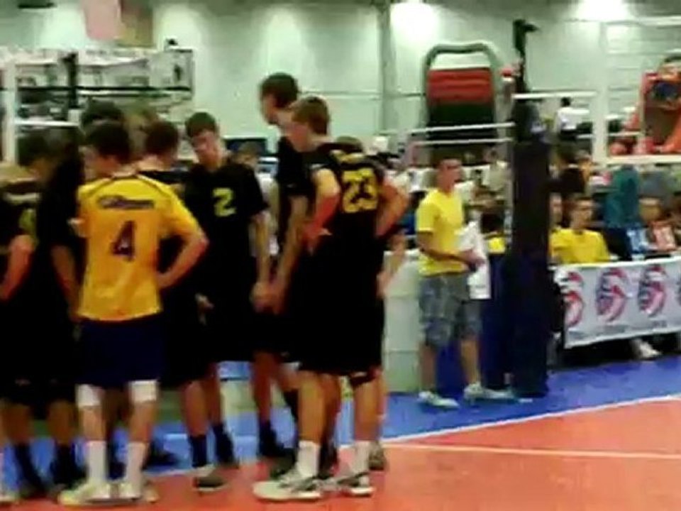 Ultimate Volleyball Club Boys 17 Blue Round 3 Match 1 High Flyers 171-M (Lincoln, Nebraska, Great Plains Division) Game 1