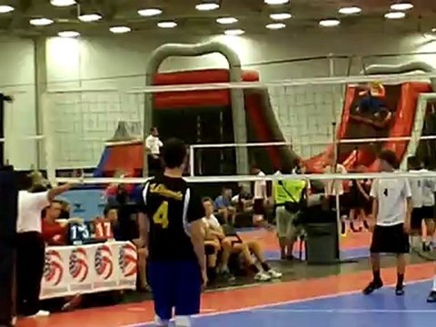 Ultimate Volleyball Club Boys 17 Blue Round 4 Match 1 Pipeline 17 Quiksilver (Great Lakes Region) Game 2