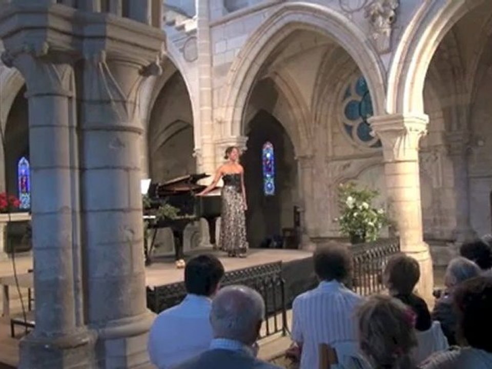 Fé, une voix à Saint-Père-sous-Vézelay