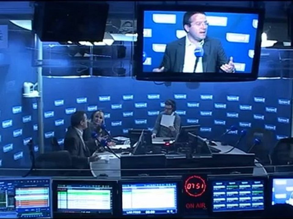 Social : Hirsch veut tout "transformer"