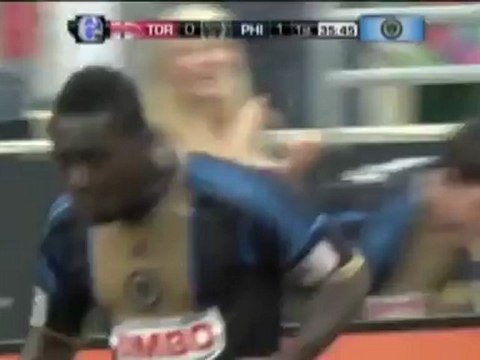 Kellerduell-Pleite: Frings und Toronto am Boden