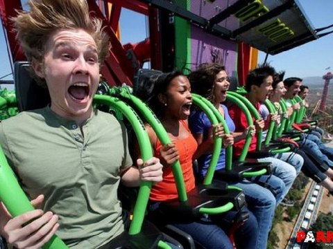 Six Flags Magic Mountain ouvre Lex Luthor Drop of Doom