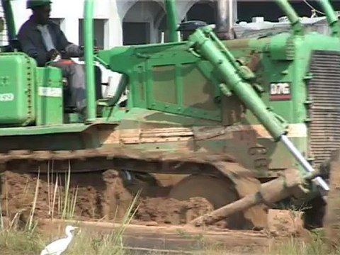 Début de la construction de logements sociaux sur le site d'Agondjé