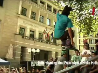 Jet Lag Bio 2010: Píxeles humanos toman las calles de Bilbao