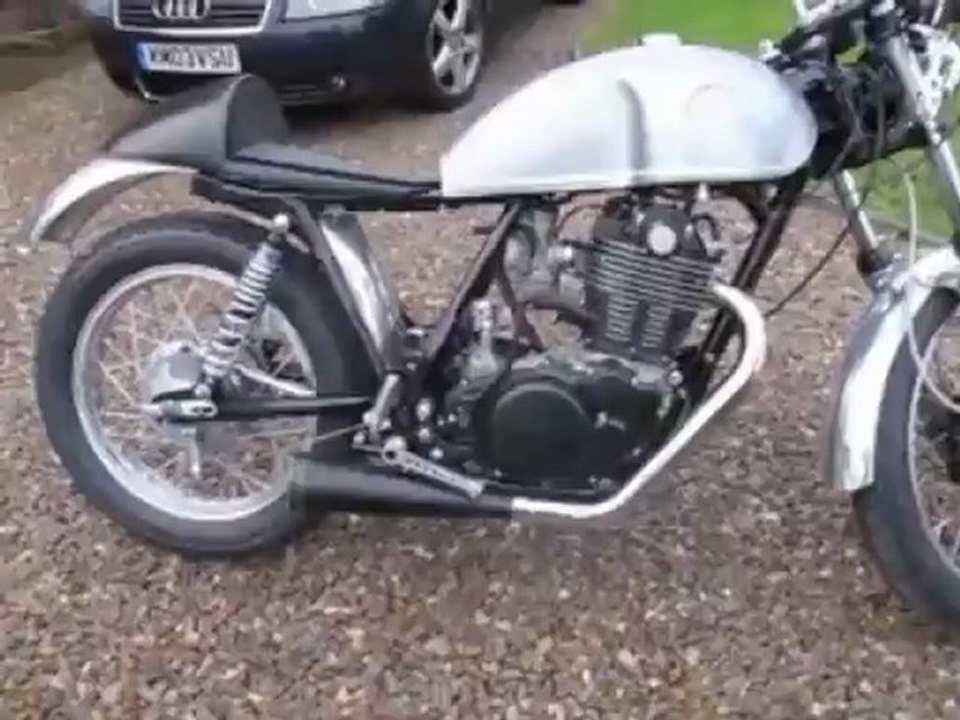 Yamaha SR500 project running