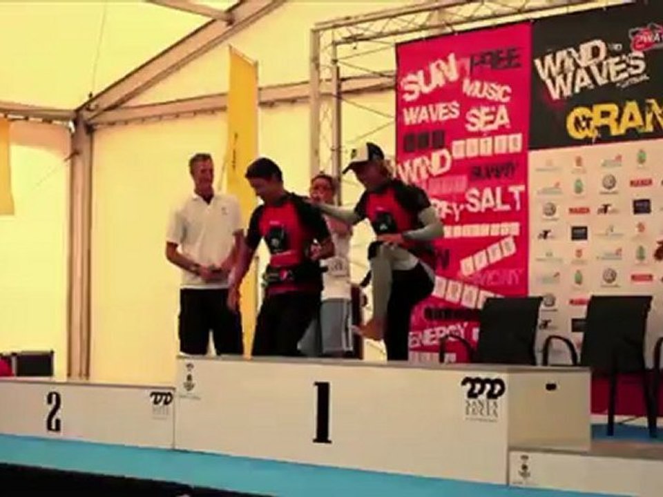Windsurf PWA Pozo 2012 : Philip Köster met la fessée à Victor Fernandez