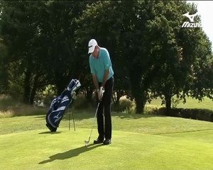 Golf Short Game Lesson 10 - Downhill Chip