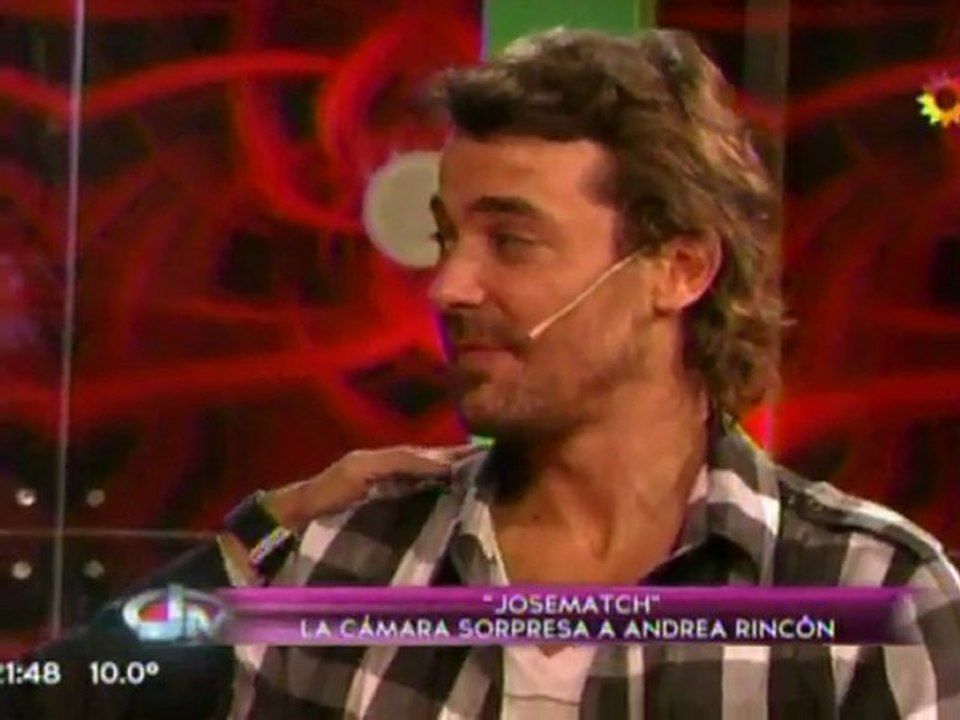 Pedro en Sábado Show Cámara Sorpresa a Andrea Rincón - 07 de Julio