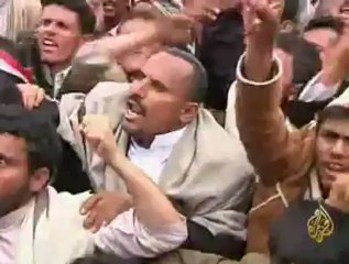 المعارضة اليمنية  توقع على المبادرة الخليجية