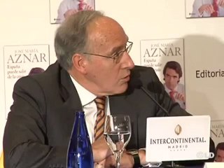 Aznar: "España puede salir de la crisis"