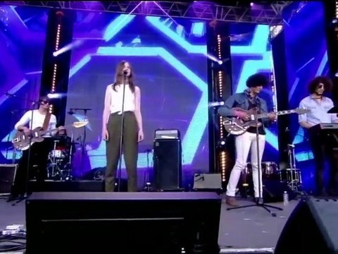 Génération Y sur la scène du concert M6 Live à Issy