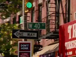 PREMIUM RUSH - OFFICIAL TRAILER - AT CINEMAS 14th September