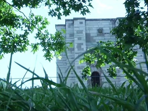 Parodie du film culte Les Visiteurs