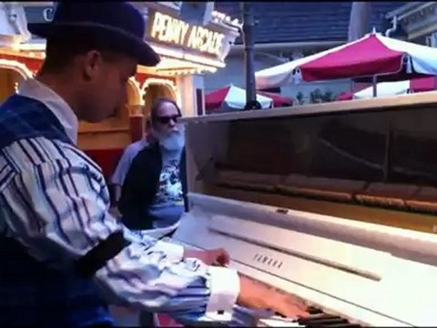 Ragtime Alan plays A Scott Joplin Medley