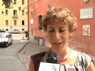 lavoratori in piazza contro massaro