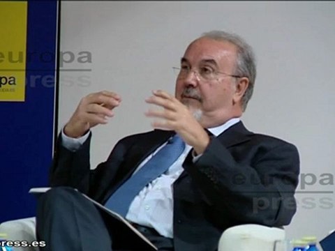 Solbes: El euro está para quedarse