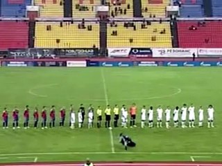 Le grand moment de solitude d'un caméraman russe !