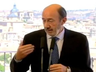 Rubalcaba asegura que su partido continuará haciendo una oposición "útil y responsable"
