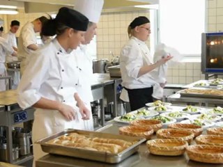 Vil du være Cater? Cateruddannelsen på Selandias Kokke- ...