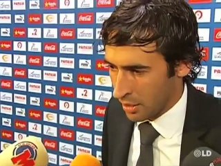 Juande Ramos y Raúl felicitan al Barça