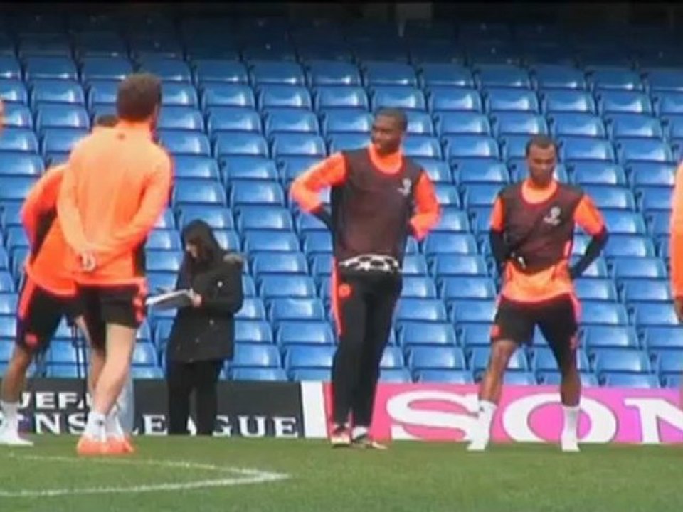 Fußball: Stuart Pearce bangt um Sturridge