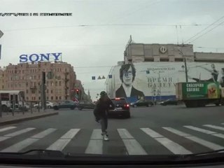 Vladimir part au travail