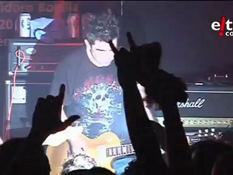 'Barricada' en Londres: Barrio Conflictivo