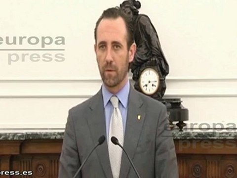 Bauzá asegura que el Gobierno dejará el IVA del turismo en el 8%