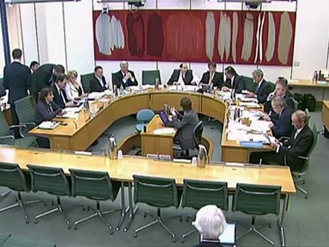 Barclays' Bob Diamond to forego £20 mn bonus