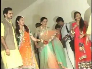 Mehandi Ceremony Of Esha Deol At Royalty Bandra-02