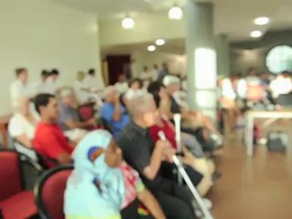 Les pieds niqués - conférence de presse Sarah B - Clinique Les Tamarins