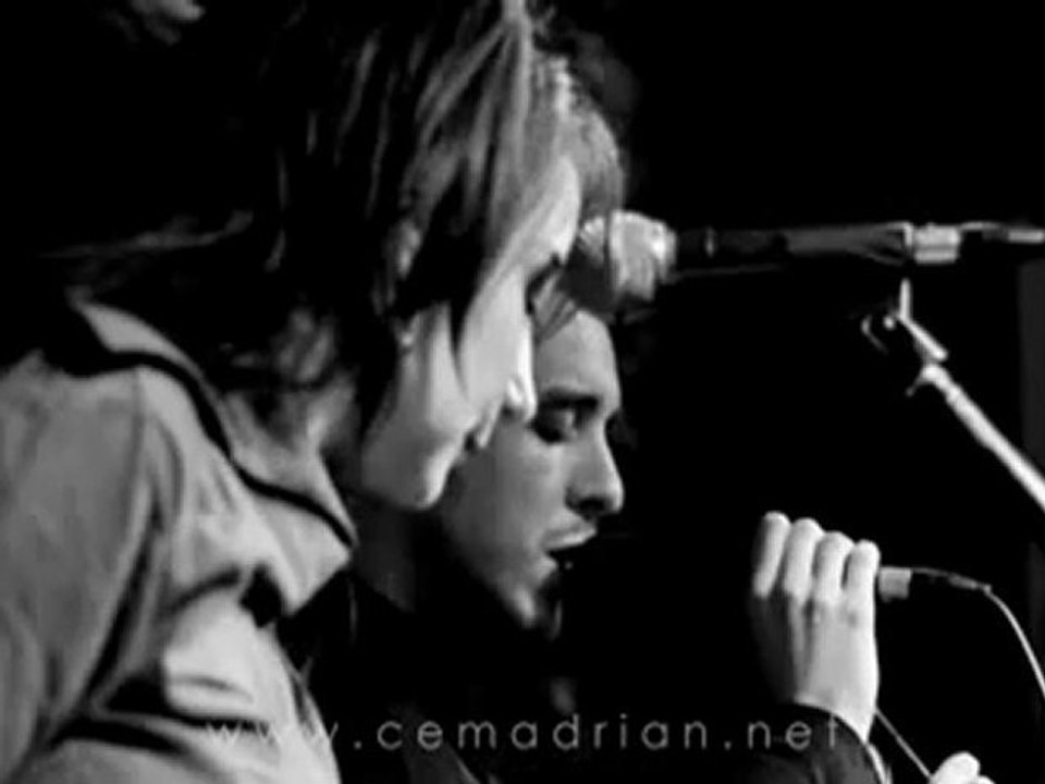 Cem  ADRİAN      & Aylin Aslım   " Herkes Gider Mi "