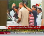 Jagan family at chanchalguda jail   visuals