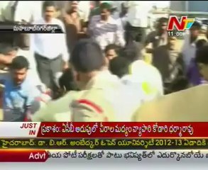 2 Cops died in road accident @ mahabubnagar