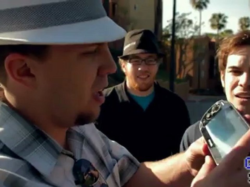 Drop Test : The Sony PlayStation Vita Gets Dropped to the Ground...Over and Over and Over. - GizmoSlip