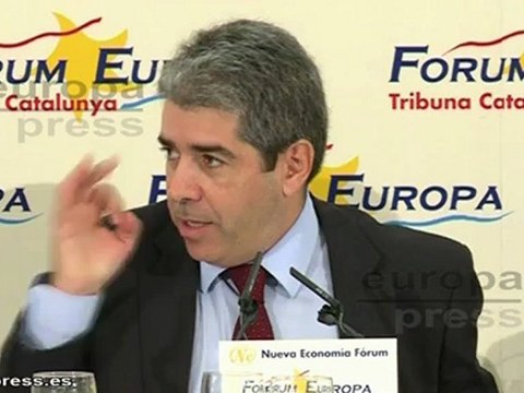 Homs recuerda que pidieron bajar sueldo a funcionarios