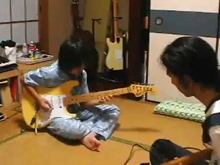 I tried the play " VIVACE " by Yngwie Malmsteen in 2006