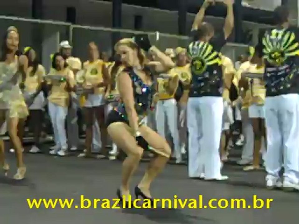 How to command a Samba Drums Section: Brazil Carnival ...