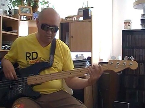 Mas que nada Brazil 66 Sergio Mendez basscover bob roha