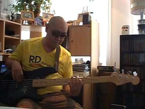 It's a kind of magic Queen basscover2 bob roha