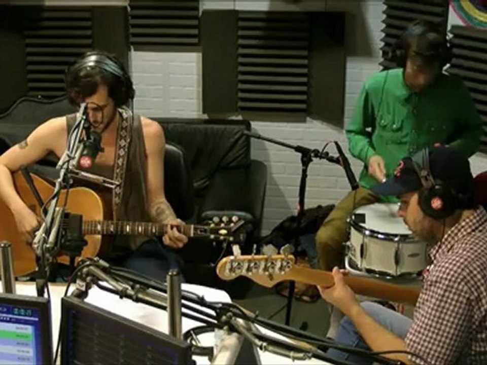 Robert Francis - Eighteen - Session Acoustique OÜI FM