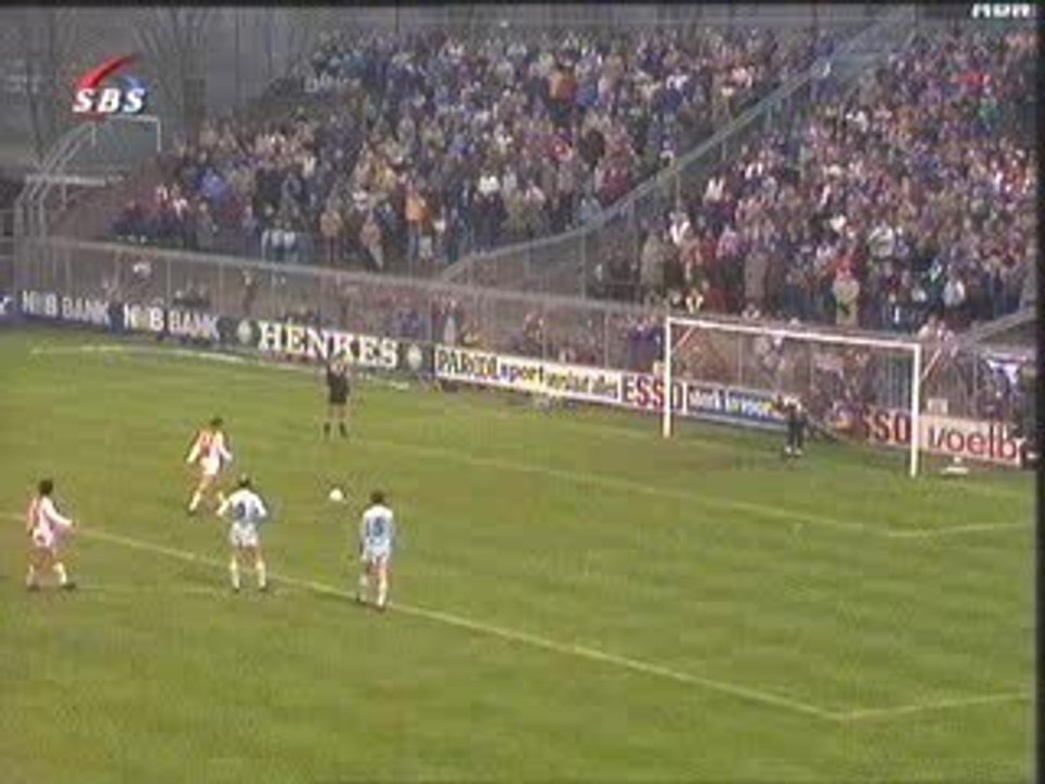 ajax-helmondsport-2-0