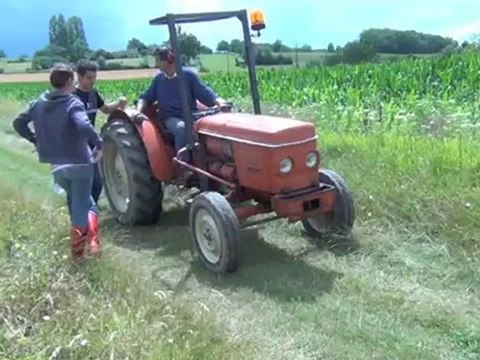 Des cuvées baptisées avec humour au château Lestignac