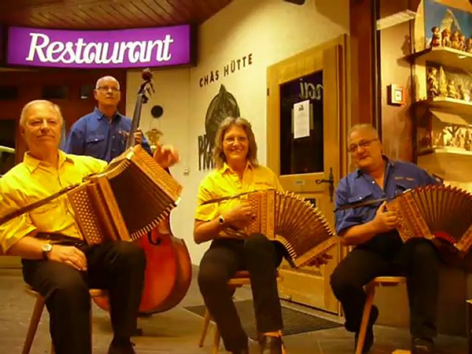 D'Frau Meier mit gäle Underhose . . .