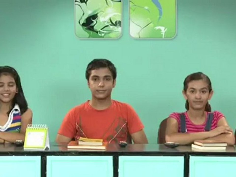 interactive whiteboard demo with interactive software by Genee India