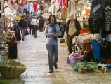 معاناة الفلاحات الفلسطينيات في أرصفة البلدة القديمة