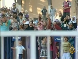 تواصل نزوح اللاجئين السوريين إلى تركيا