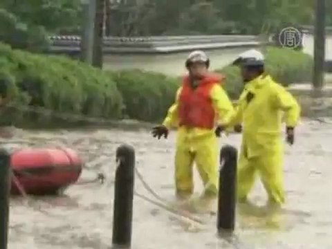 Мощное наводнение в Японии, на очереди торнадо