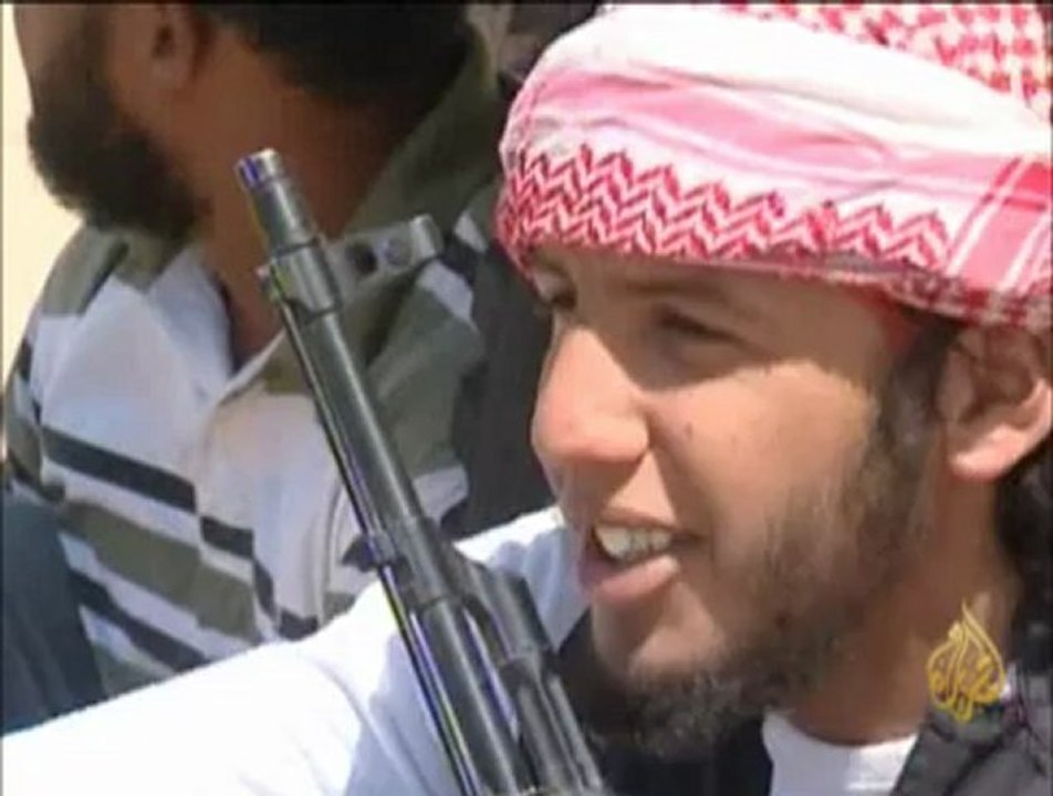 الثوار يعملون على توحيد العمل العسكري في ليبيا