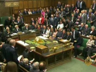 المعارضة البريطانية تشكك في قرارات رئيس الوزراء